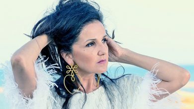 صورة تانيا صالح تطلق ألبومها الجديد “10 م” بكلماتها وألحانها